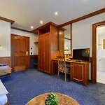 Fischerwirt Otel Ismaning