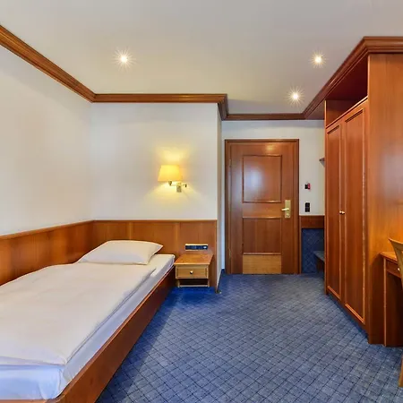 Hotel Fischerwirt 3*